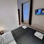 Key In Main Square Appartement