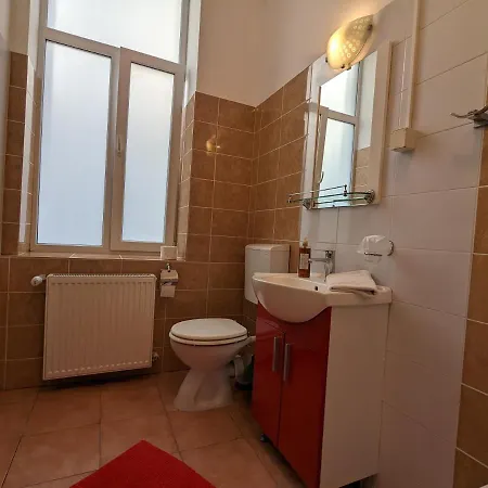 Key In Main Square Апартаменты