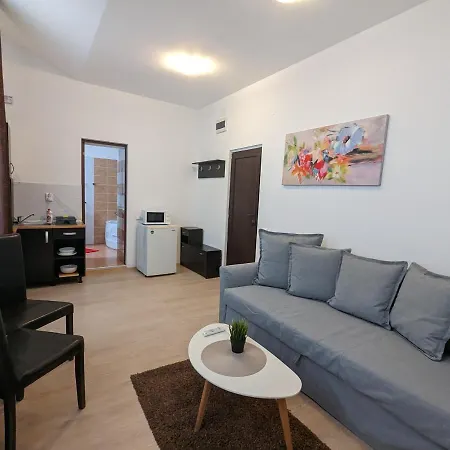 شقة Key In Main Square *