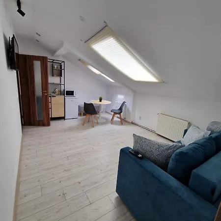 Апартаменты Key In Main Square