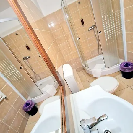 Key In Main Square Апартаменты Брашов