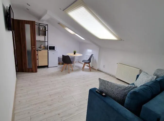 아파트 Key In Main Square