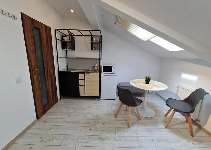 Key In Main Square Apartment Brasov