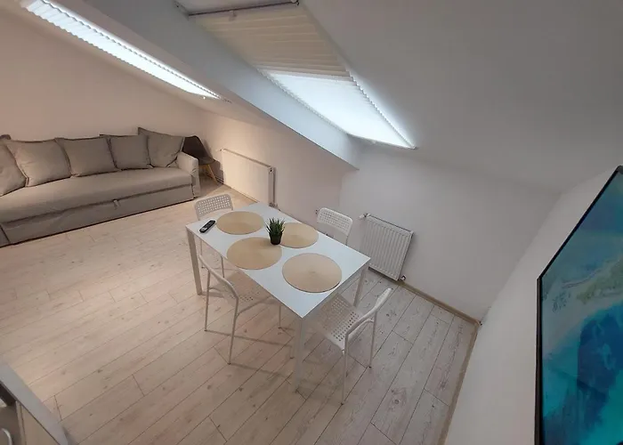 Apartment Key In Main Square *