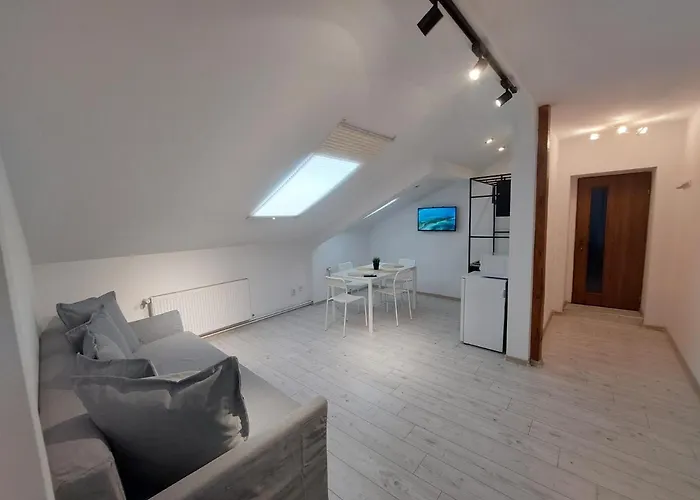 아파트 Key In Main Square