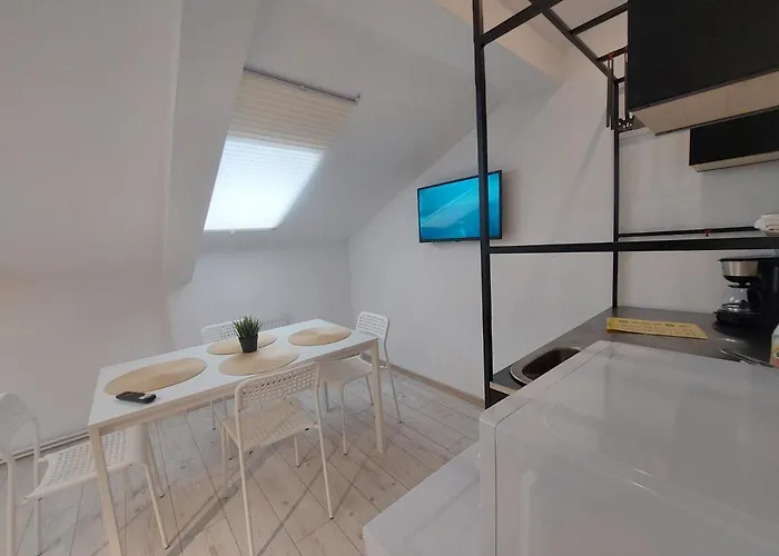 아파트 Key In Main Square