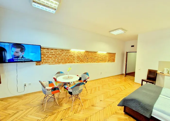 Key In Main Square Apartment Brasov